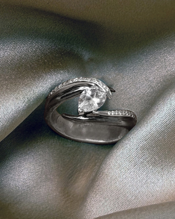 16 Best Fine Jewelry Designers in the UK