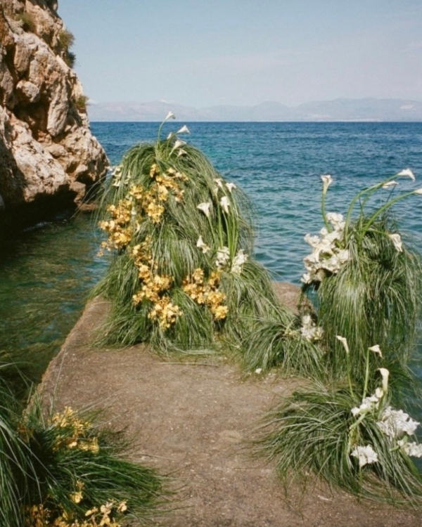 7 Sip-Worthy Cocktails for Every Wedding Style