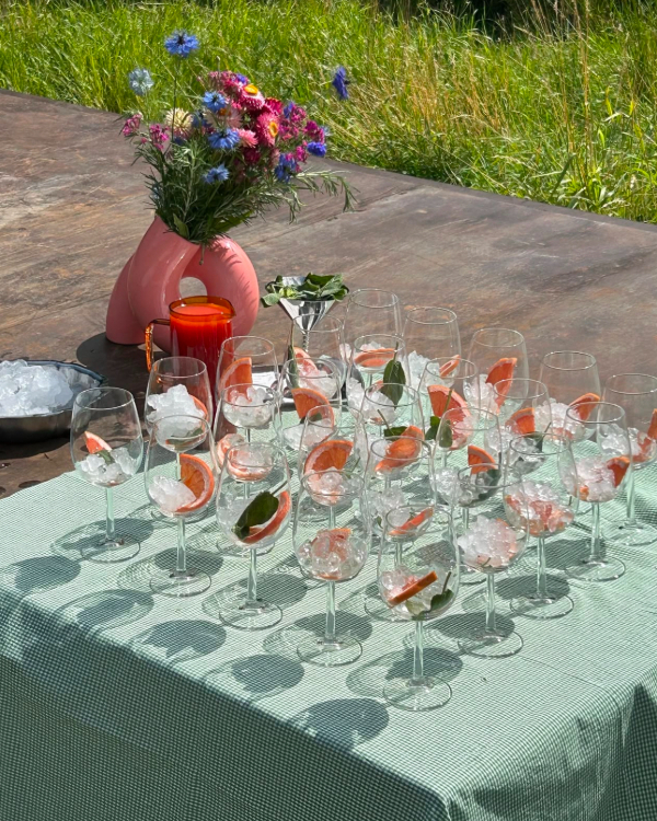 7 Sip-Worthy Cocktails for Every Wedding Style