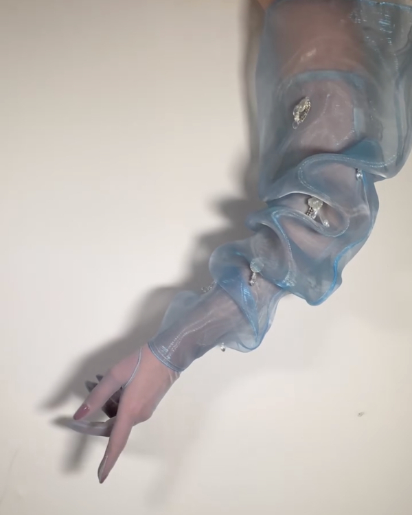 40 Colorful Shoes & Accessories to Brighten Your Bridal Look