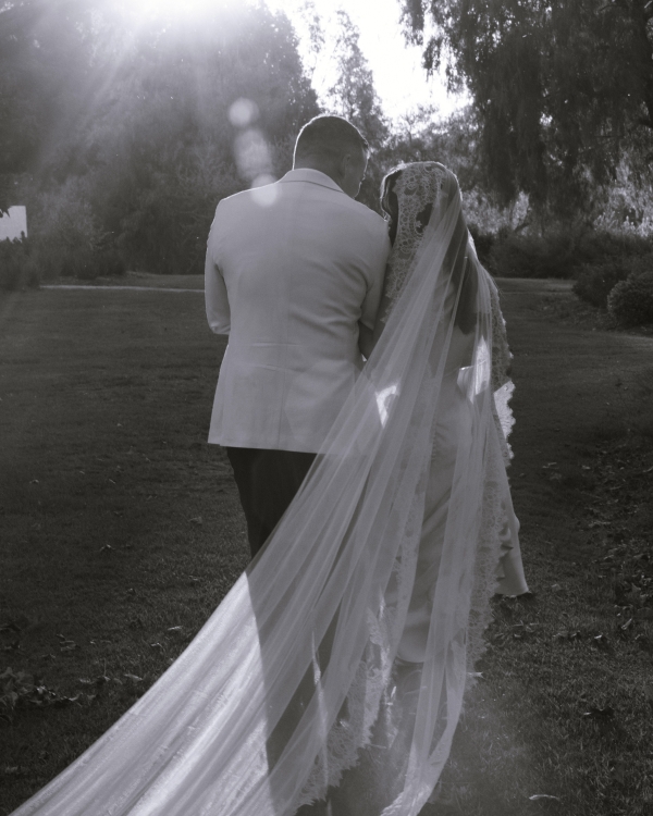 An Intimate & Enchanting Wedding Amongst the Rutherglen Vineyards