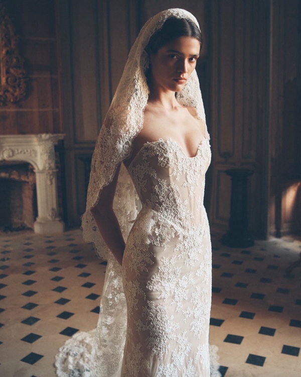 35 Lace Bridal Dresses from the Fall 2026 Collections