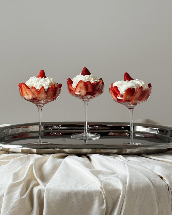 Plan the Perfect Galentine’s Day: 30 Chic Food, Drink, and Decor Ideas