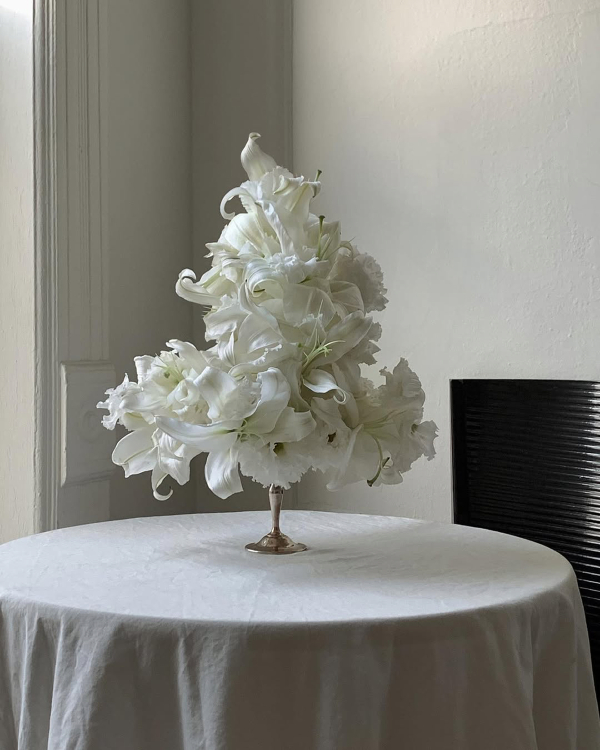 10 Flower Varieties Trending for 2026 Weddings