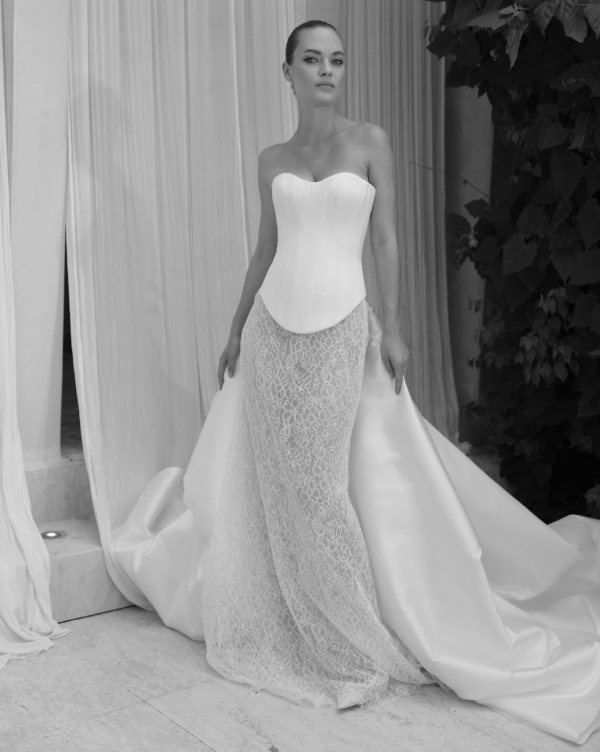 35 Lace Bridal Dresses from the Fall 2026 Collections