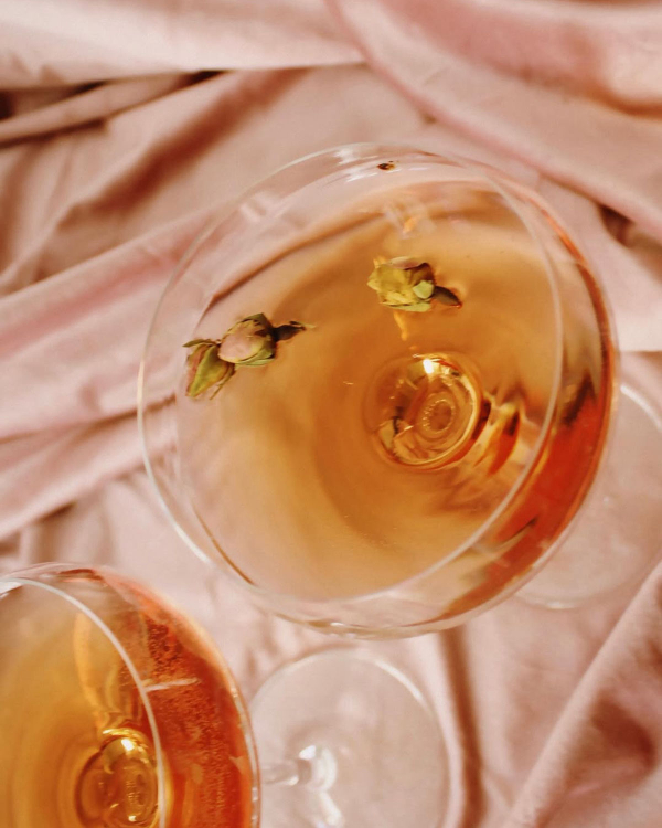 Plan the Perfect Galentine’s Day: 30 Chic Food, Drink, and Decor Ideas