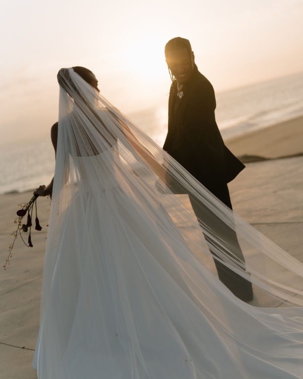 A Sculptural Golden Hour Wedding Along the Cliffs of Cabo