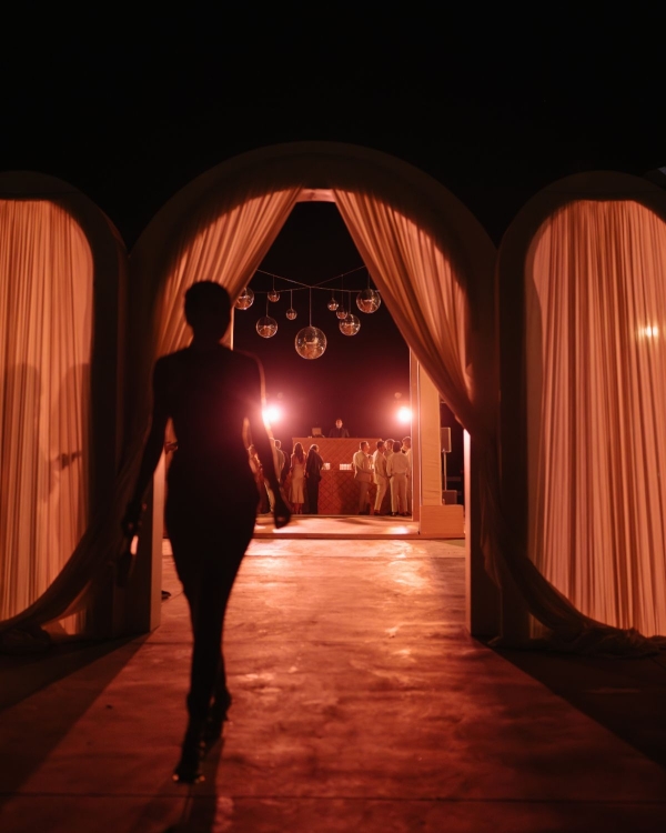 A Sculptural Golden Hour Wedding Along the Cliffs of Cabo