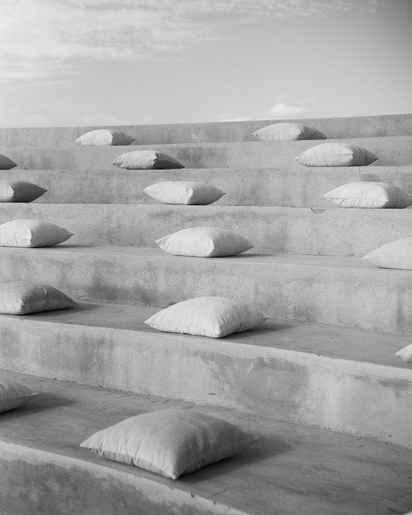 A Sculptural Golden Hour Wedding Along the Cliffs of Cabo