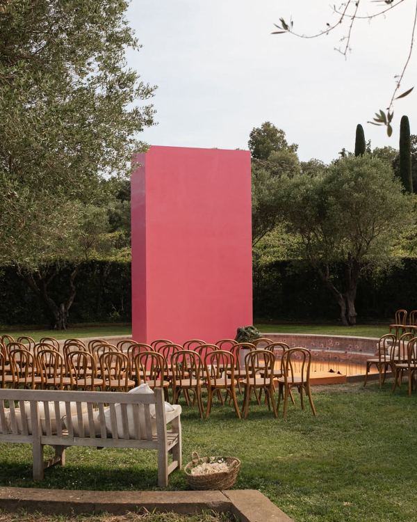 40 Creative Wedding Arch & Backdrop Ideas for an Unforgettable Ceremony