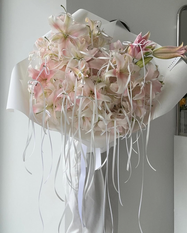 10 Flower Varieties Trending for 2026 Weddings