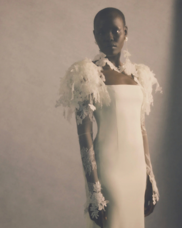 9 Chic Ways to Style Your Bridal Dress for a Winter Wedding