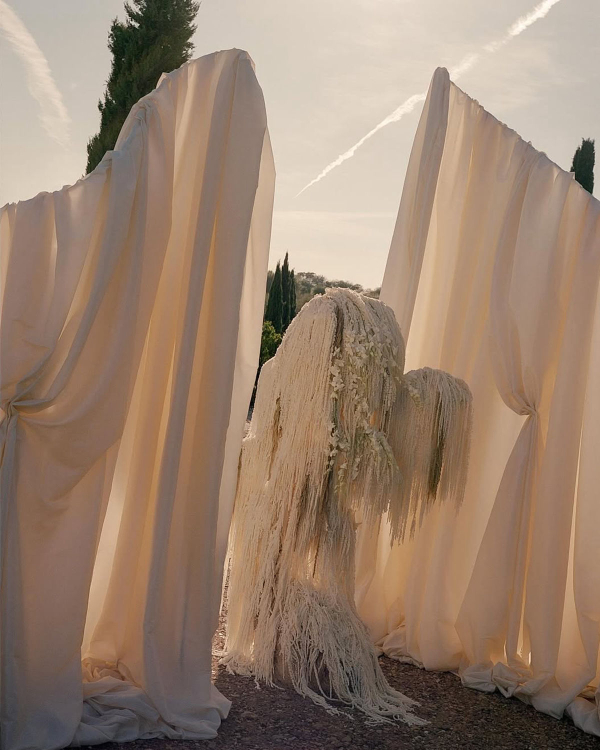 40 Creative Wedding Arch & Backdrop Ideas for an Unforgettable Ceremony