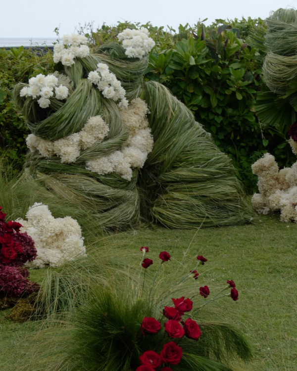 40 Creative Wedding Arch & Backdrop Ideas for an Unforgettable Ceremony