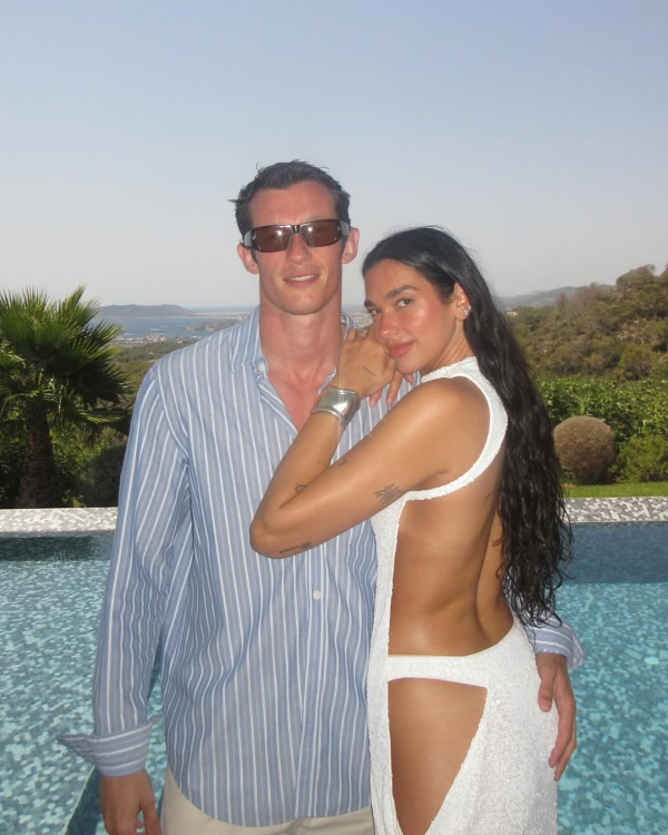 12 Celebrity Meet-Cute Stories That Totally Melt Our Hearts