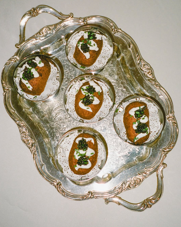 Plan the Perfect Galentine’s Day: 30 Chic Food, Drink, and Decor Ideas