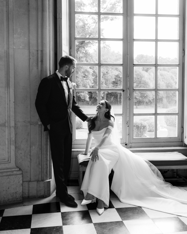An Intimate Parisian Wedding Amidst an Elegant Château Garden