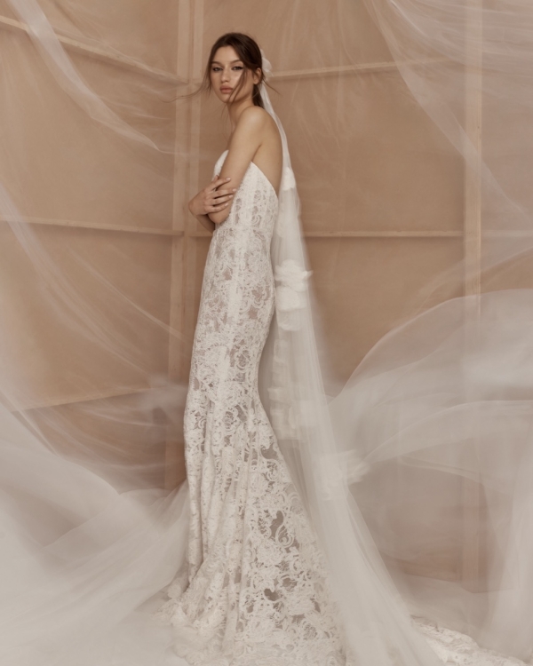 35 Lace Bridal Dresses from the Fall 2026 Collections