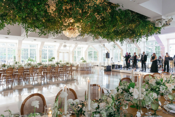 Photographers Eden Xuân