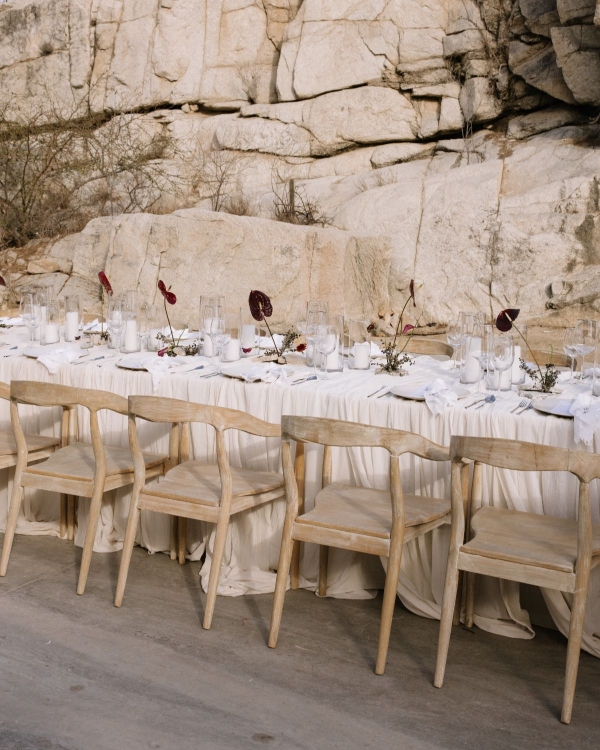 A Sculptural Golden Hour Wedding Along the Cliffs of Cabo