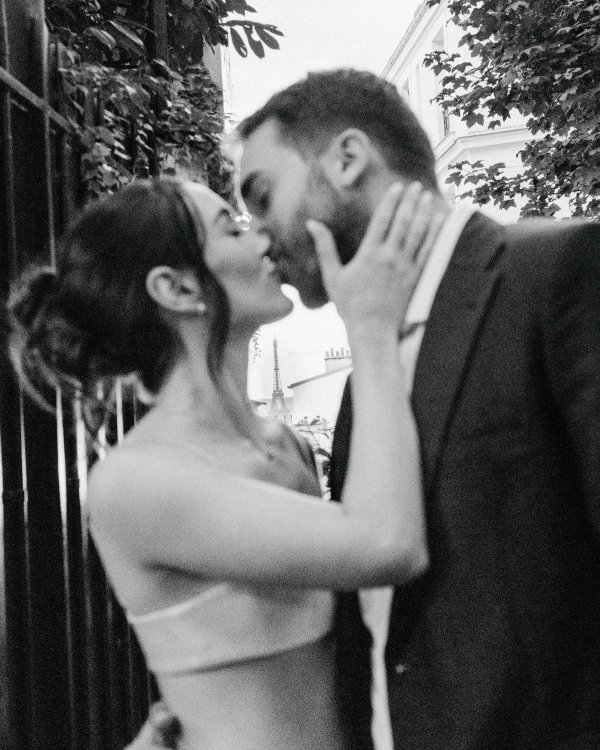 An Intimate Parisian Wedding Amidst an Elegant Château Garden