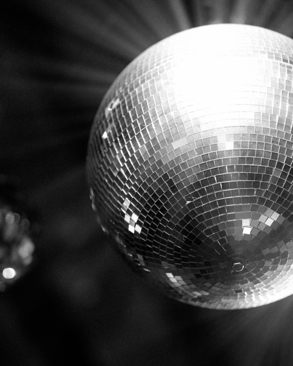 An Effortlessly Chic Black-Tie Wedding Weekend in Mallorca