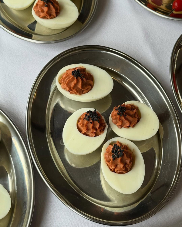 Plan the Perfect Galentine’s Day: 30 Chic Food, Drink, and Decor Ideas