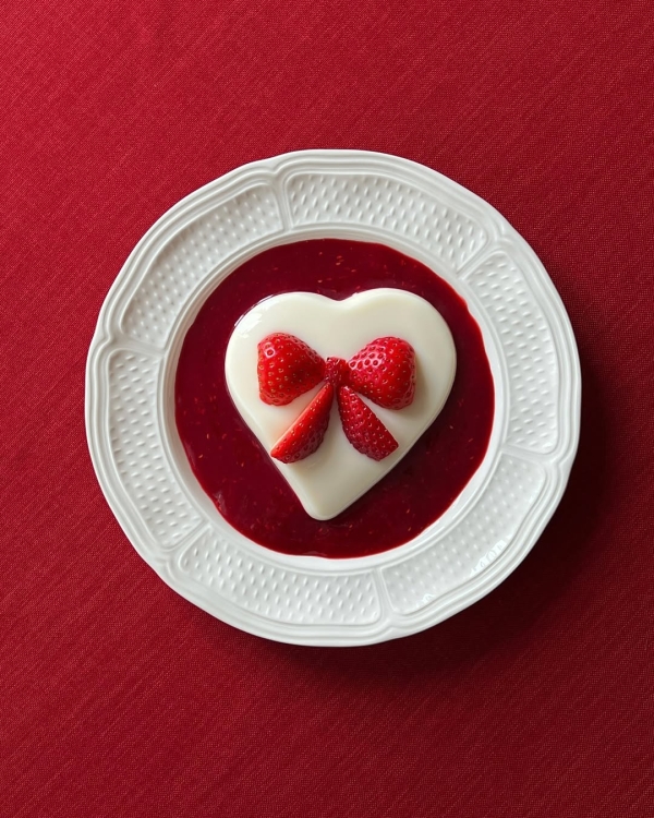 Plan the Perfect Galentine’s Day: 30 Chic Food, Drink, and Decor Ideas