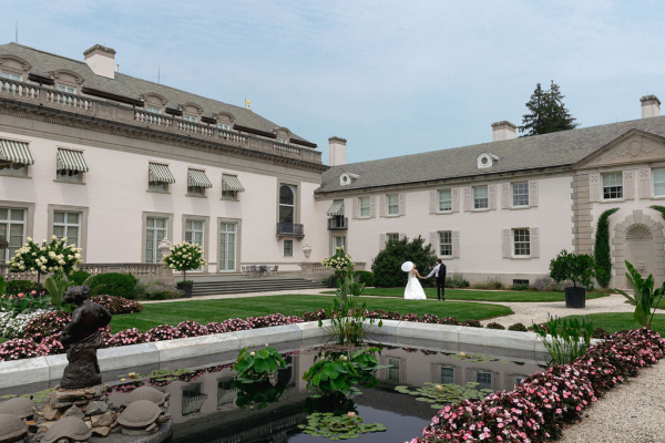 Photographers Eden Xuân