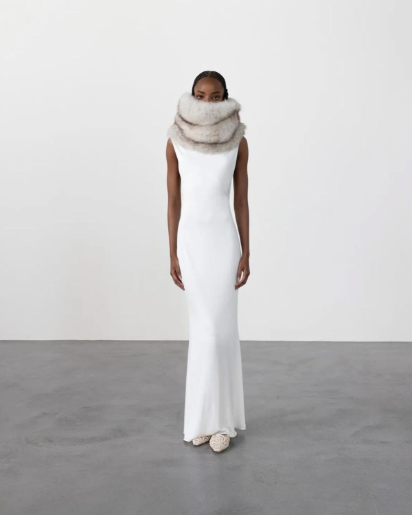 9 Chic Ways to Style Your Bridal Dress for a Winter Wedding