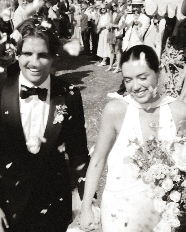The Best and Most Auspicious Wedding Dates in 2027 — photo 1