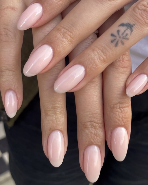 30 Chic Valentine's Day Nail Ideas