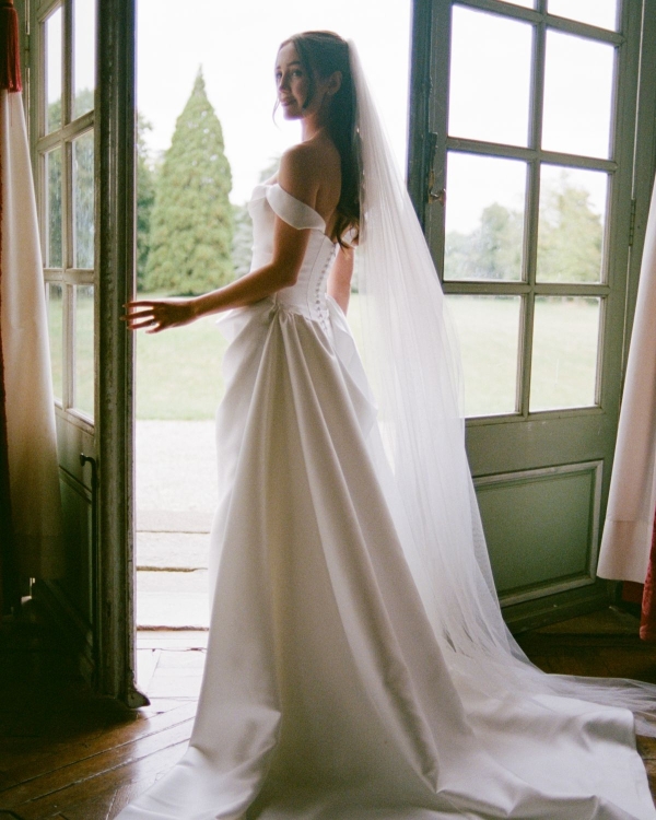 An Intimate Parisian Wedding Amidst an Elegant Château Garden