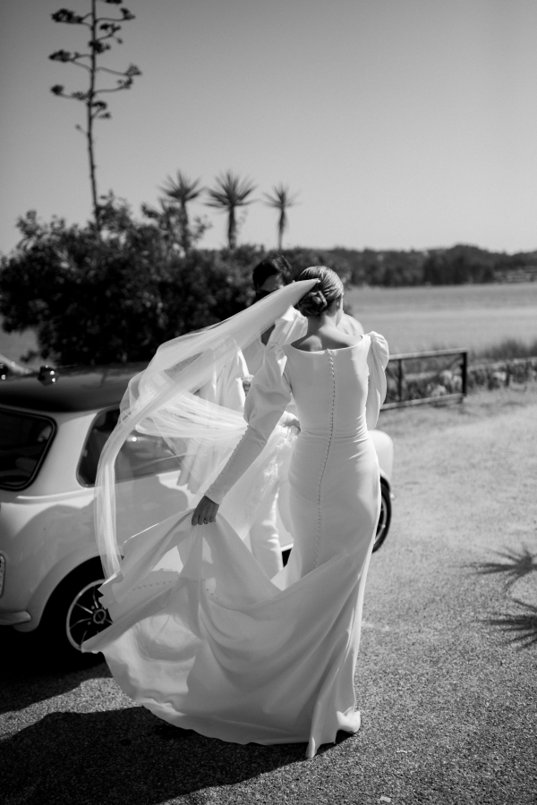 Photographers White on Black Studio