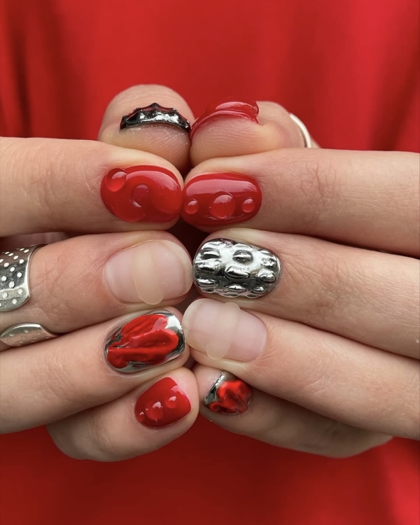 30 Chic Valentine's Day Nail Ideas