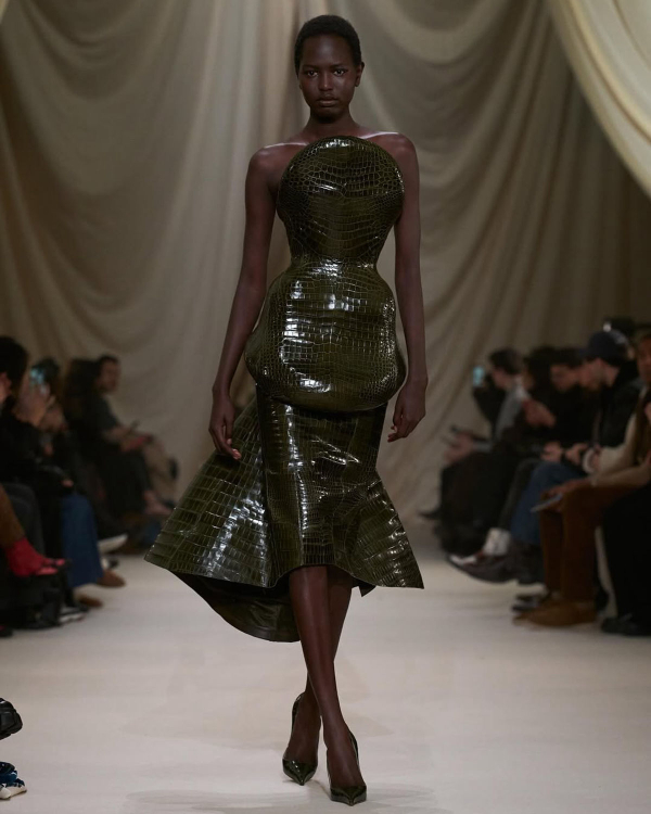 8 Defining Trends from Paris Haute Couture Spring 2026