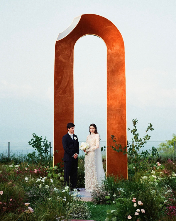 40 Creative Wedding Arch & Backdrop Ideas for an Unforgettable Ceremony