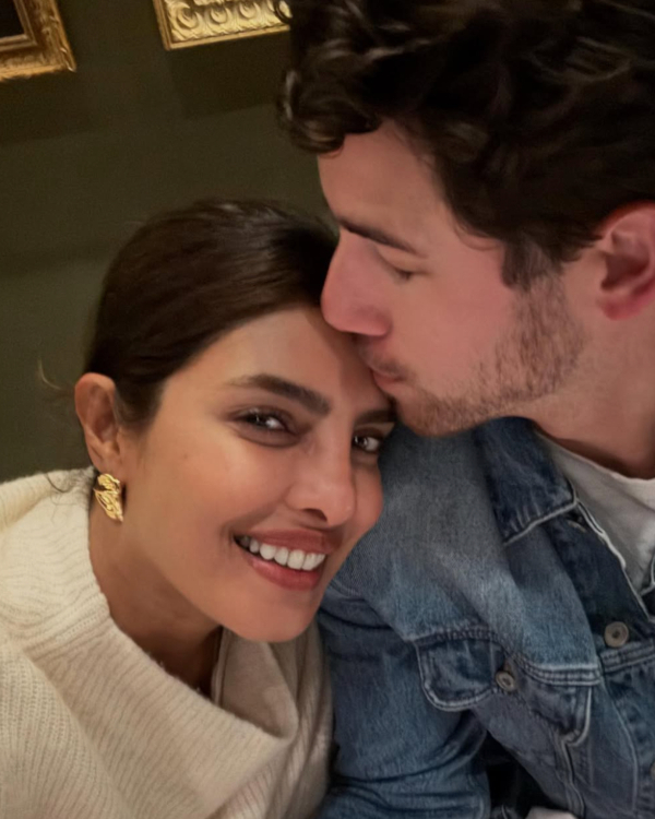 12 Celebrity Meet-Cute Stories That Totally Melt Our Hearts