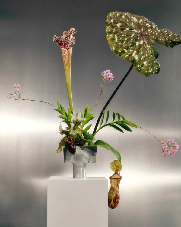 35 Ikebana-Inspired Floral Arrangements to Elevate Your Wedding