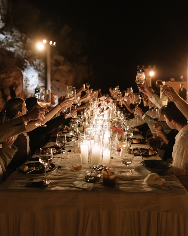 A Sculptural Golden Hour Wedding Along the Cliffs of Cabo