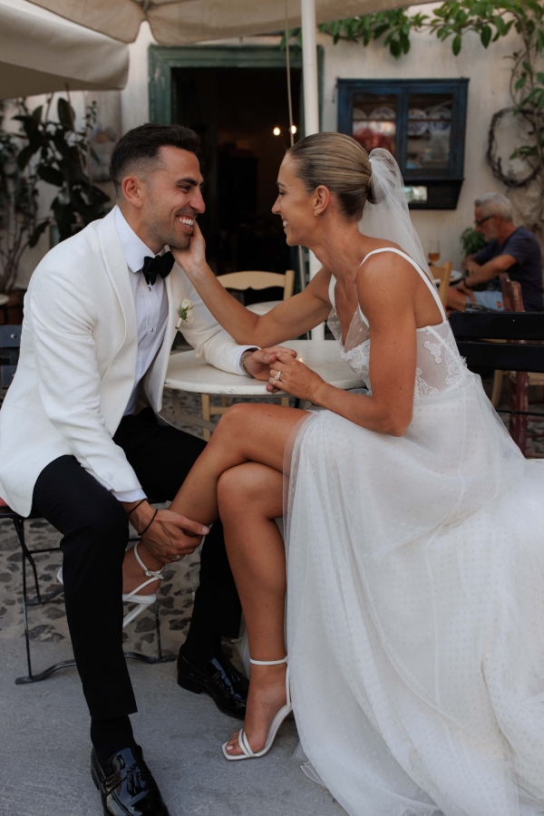 Photographers White on Black Studio