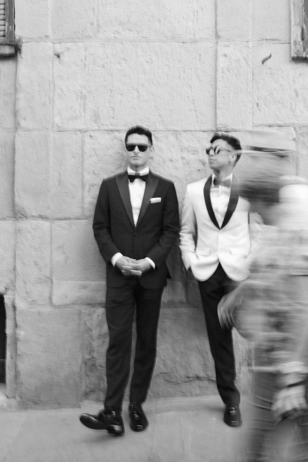 Photographers Dos Mas En La Mesa