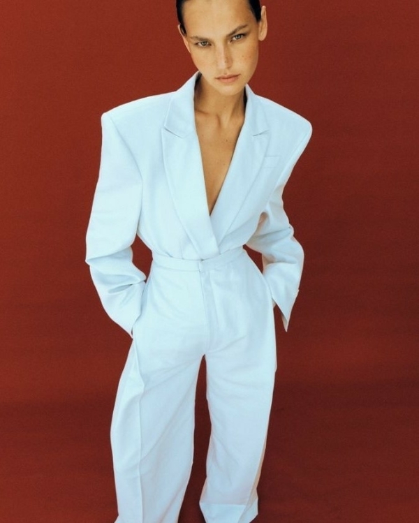 4 Tips for Size-Zero Brides | Wedding Dresses for Skinny Brides | How to Pick a Wedding Dress for Thin Brides