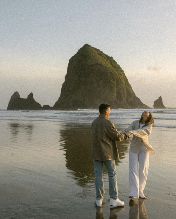 15 Best Wedding Photographers in Hawaii | Professional Photography | Luxury Photographer and Videographer | Photo Studio