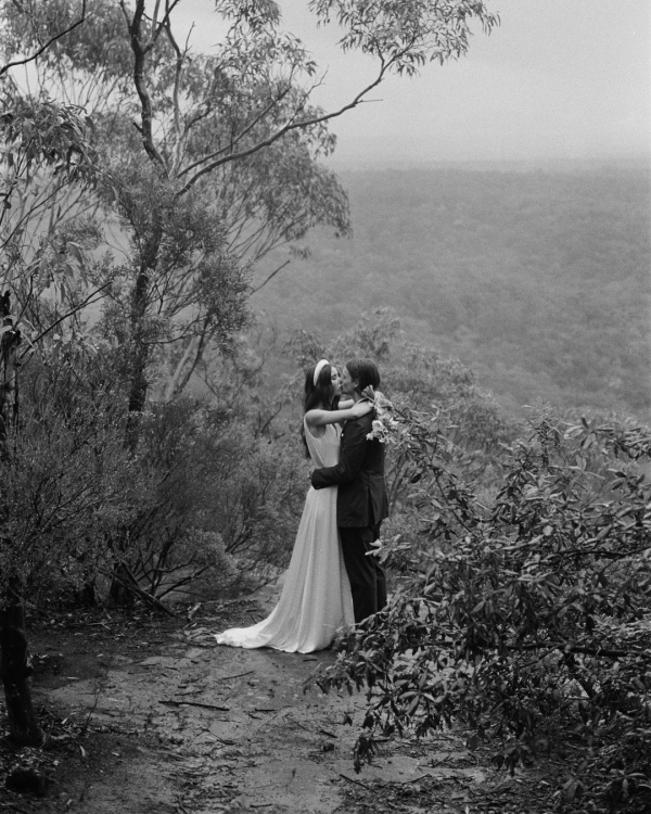 What is a Micro Wedding | What Does It Look Like | Very Small, Romantic Wedding | Little Ceremony