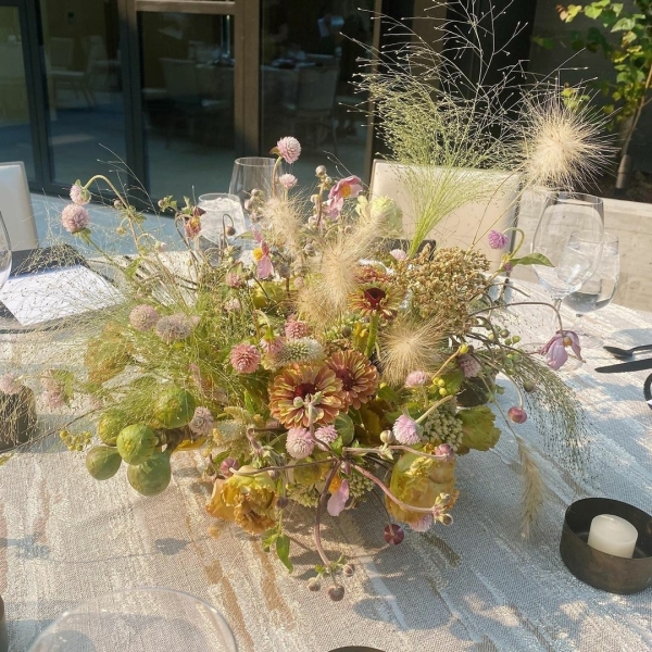 Florists Tinge Floral