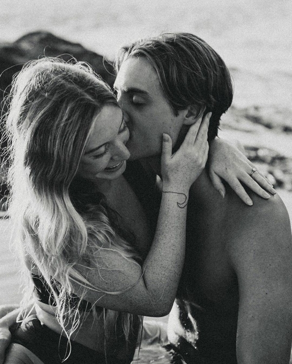 15 Best Wedding Photographers in Hawaii | Professional Photography | Luxury Photographer and Videographer | Photo Studio