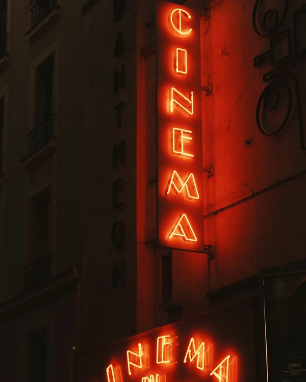 Best Drive-In Theaters for a Californian Movie Date — photo 2