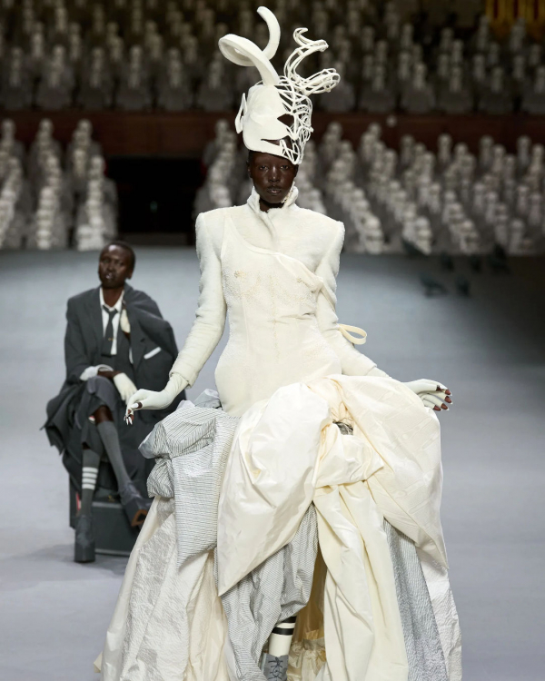 40 Dresses for Brides in Paris Haute Couture Fashon Week 2023 | Wedding Looks, Outfits