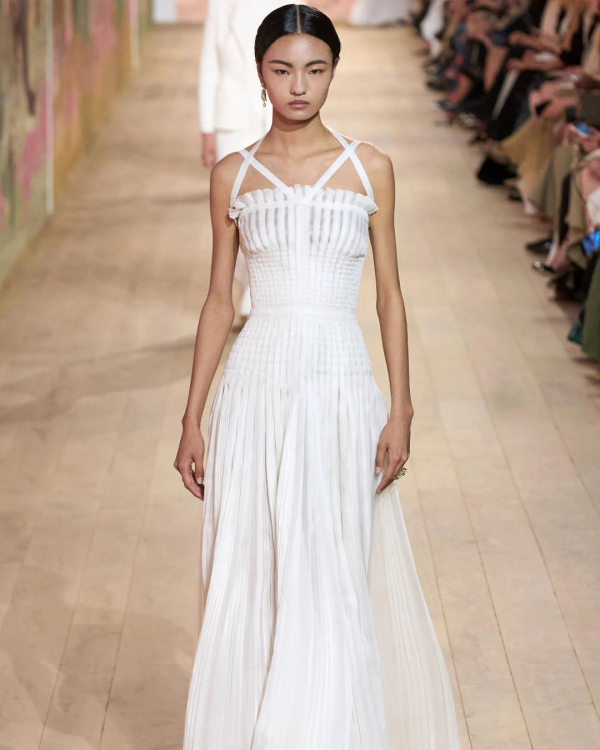 40 Dresses for Brides in Paris Haute Couture Fashon Week 2023 | Wedding Looks, Outfits